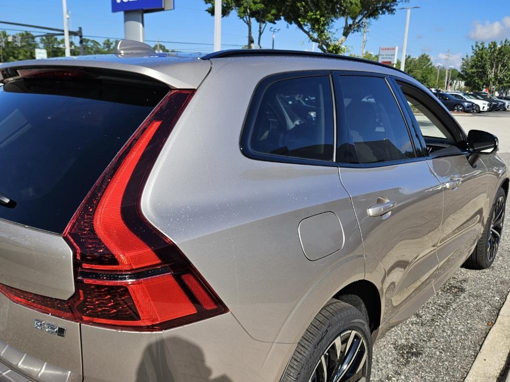 new 2026 Volvo XC60 car, priced at $63,935