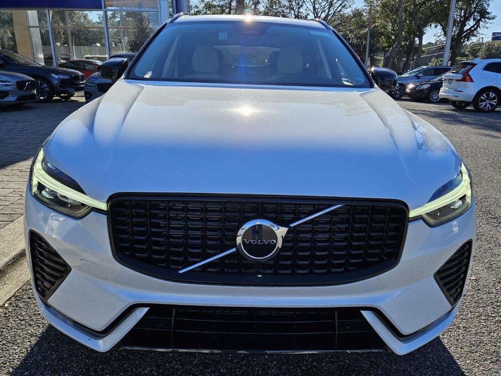 new 2025 Volvo XC60 car, priced at $49,525