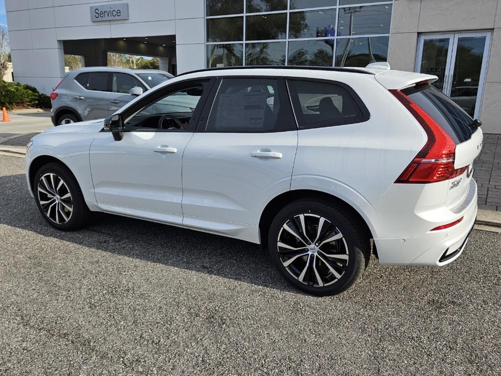 new 2025 Volvo XC60 car, priced at $54,585