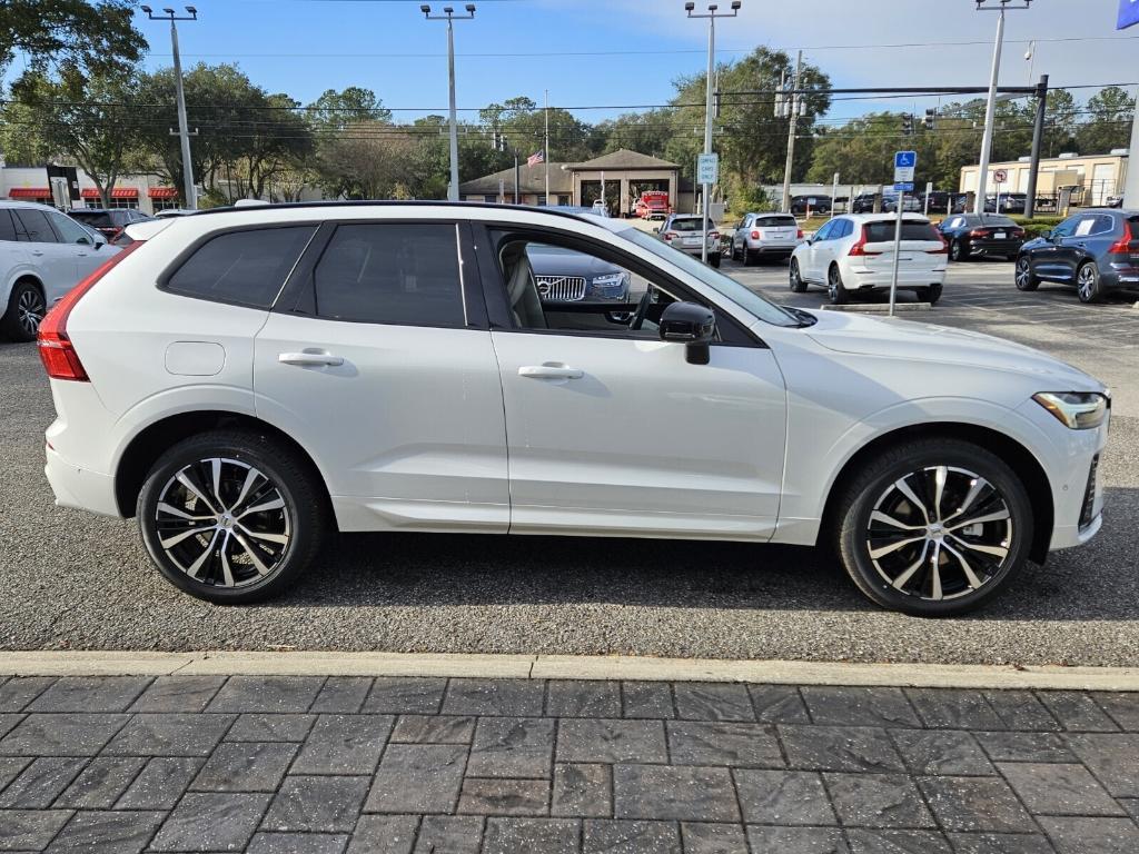 new 2025 Volvo XC60 car, priced at $54,585