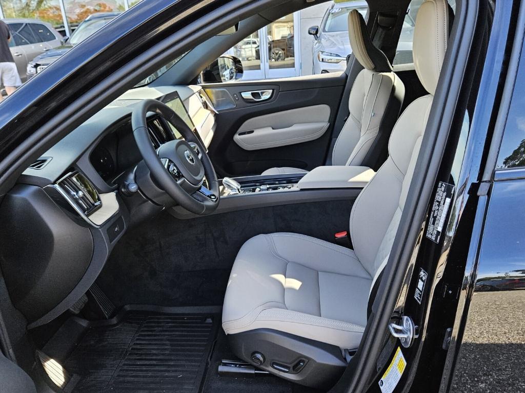 new 2026 Volvo XC60 car, priced at $58,785