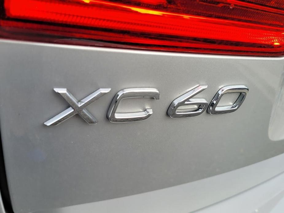 new 2024 Volvo XC60 car, priced at $50,895