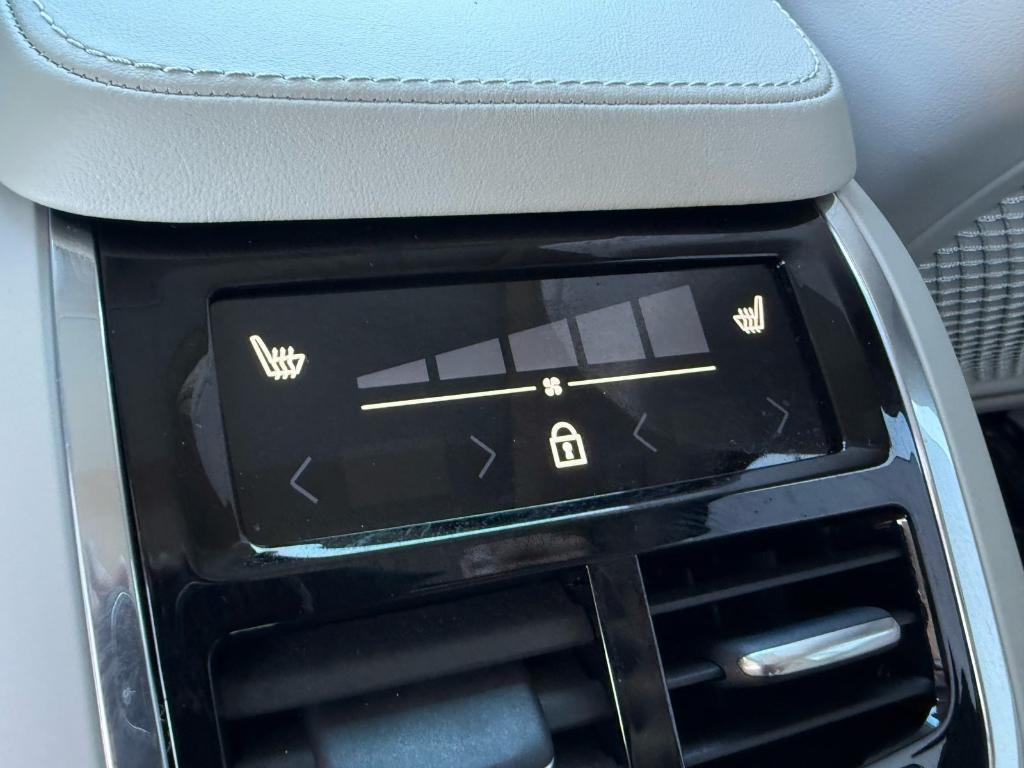 used 2024 Volvo XC90 Recharge Plug-In Hybrid car, priced at $55,995