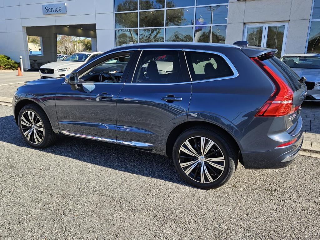 used 2022 Volvo XC60 car, priced at $35,995