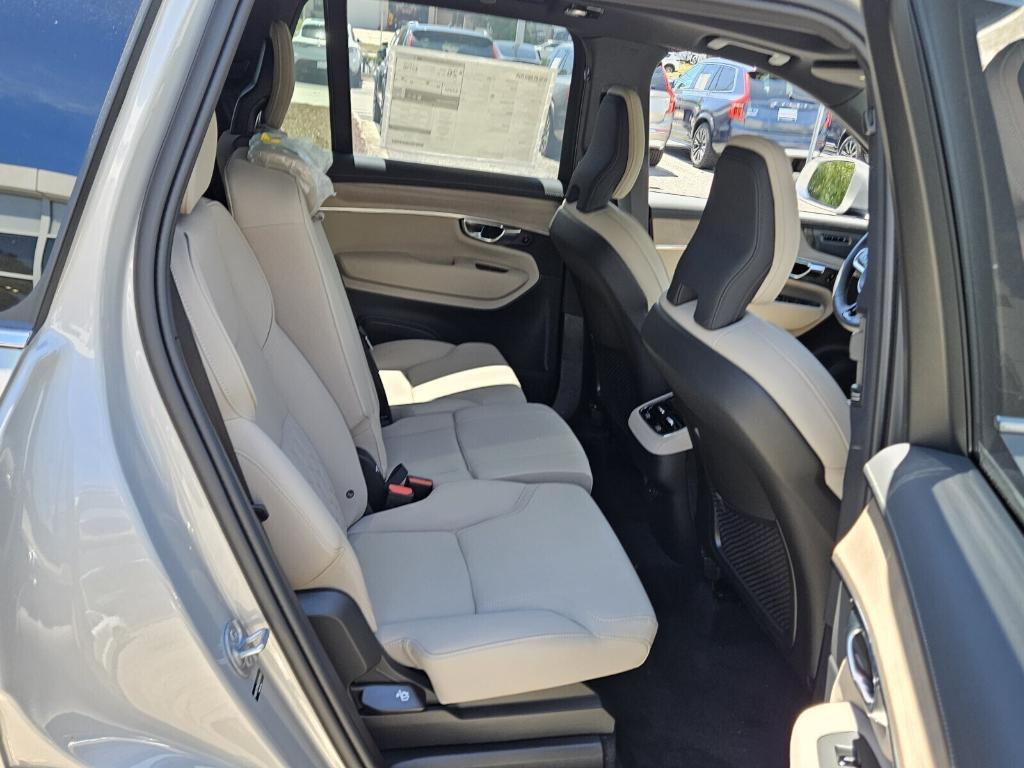 new 2025 Volvo XC90 car, priced at $65,555