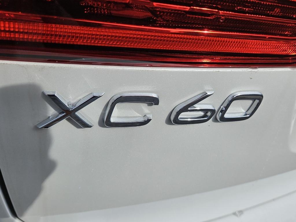 new 2025 Volvo XC60 car, priced at $53,745