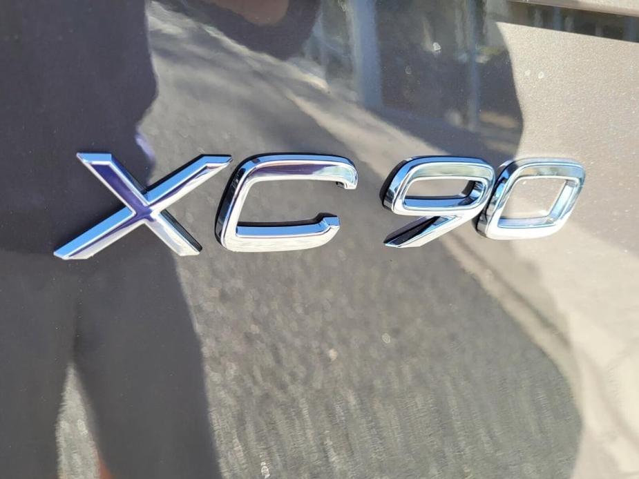 new 2024 Volvo XC90 car, priced at $63,230