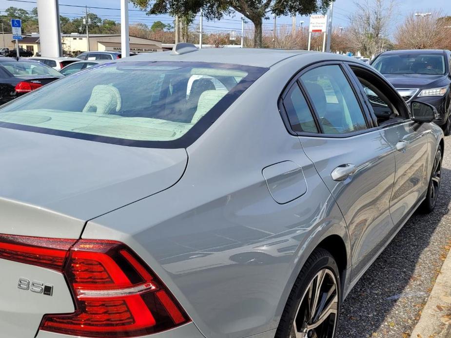 new 2024 Volvo S60 car, priced at $44,375
