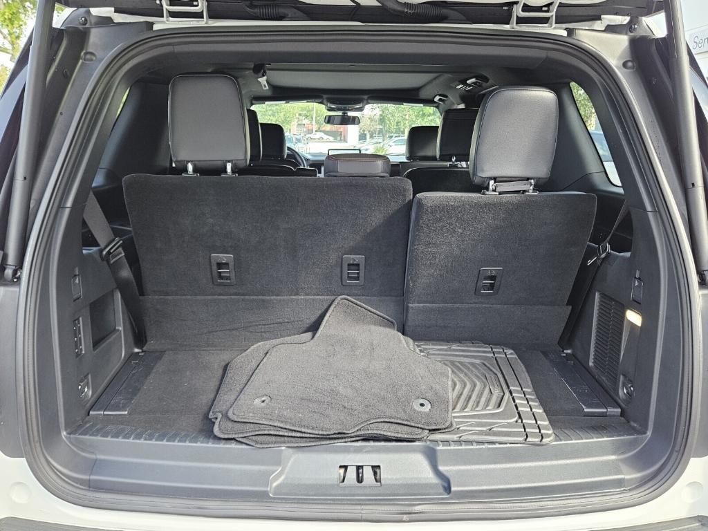 used 2023 Ford Expedition car, priced at $60,945