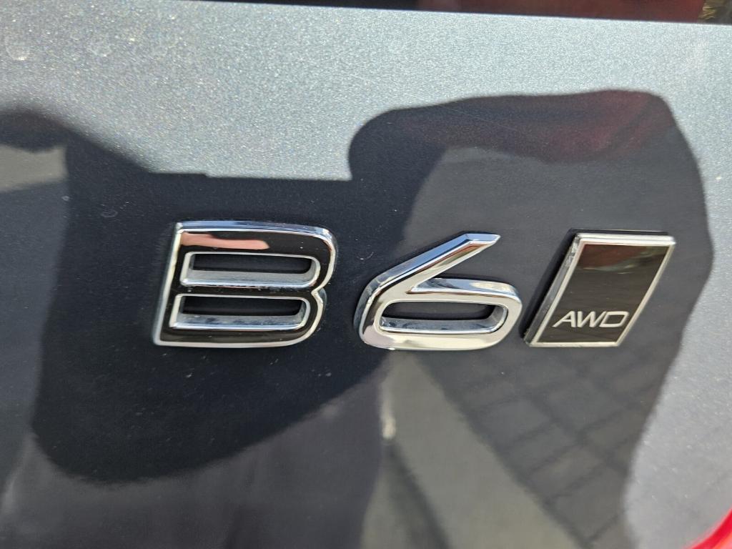 used 2024 Volvo XC90 car, priced at $42,995
