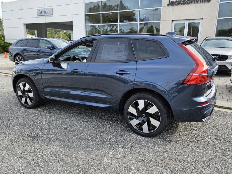 new 2025 Volvo XC60 Plug-In Hybrid car, priced at $65,485