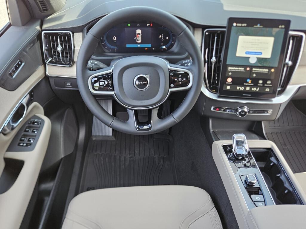 new 2025 Volvo XC90 car, priced at $69,155