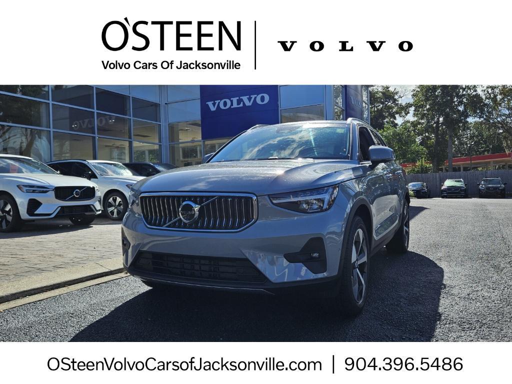 used 2025 Volvo XC40 car, priced at $36,595