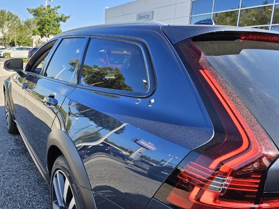 new 2025 Volvo V90 Cross Country car, priced at $68,735