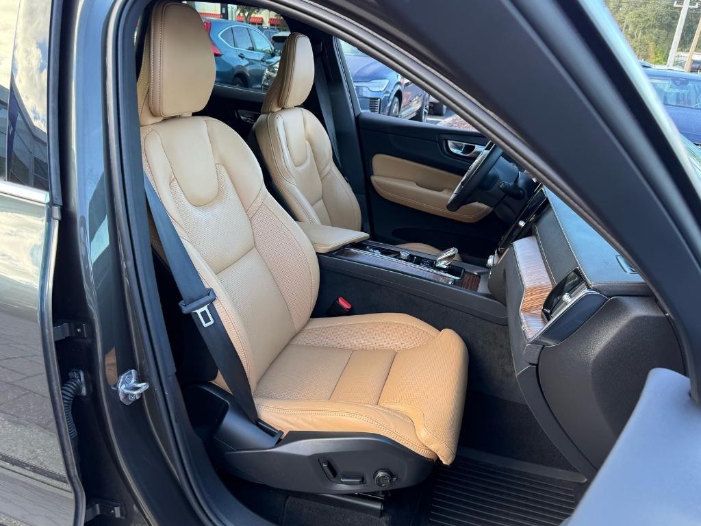 used 2022 Volvo XC60 car, priced at $29,995