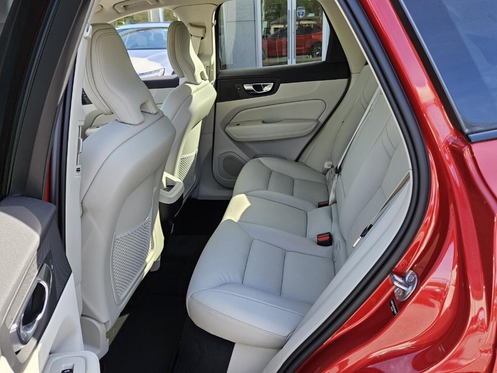 new 2025 Volvo XC60 car, priced at $49,895