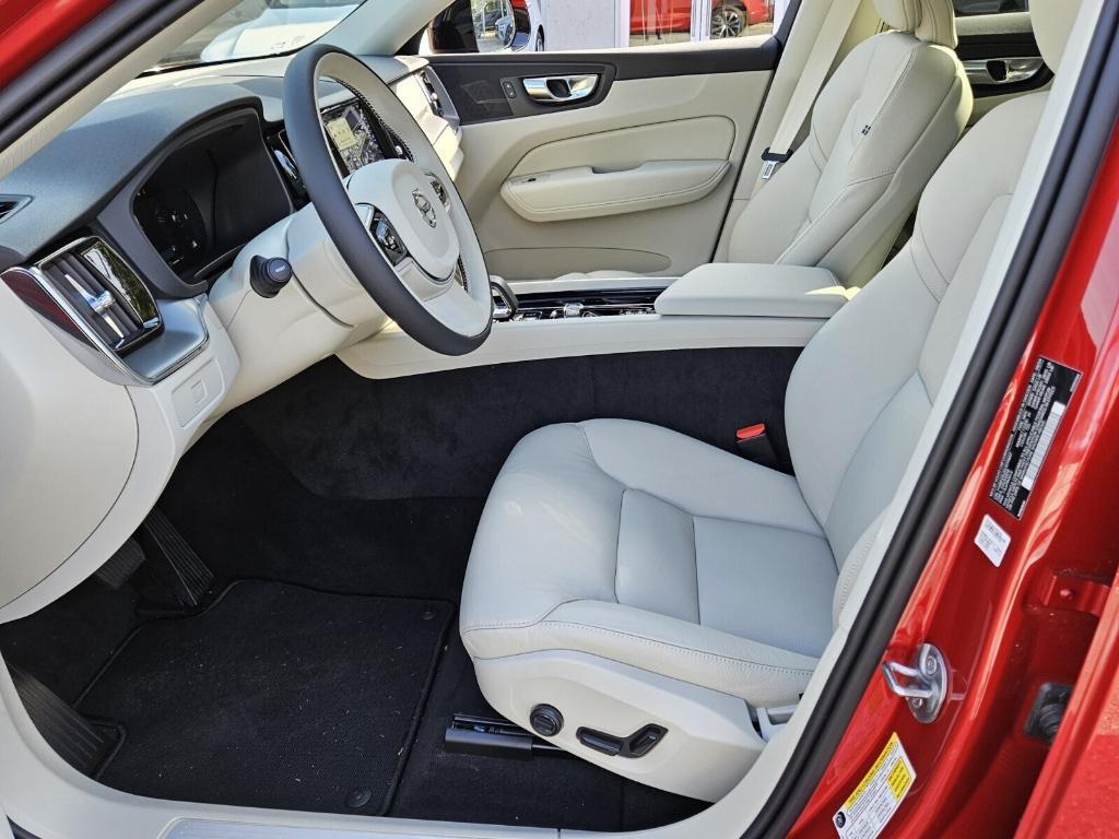 new 2025 Volvo XC60 car, priced at $49,895