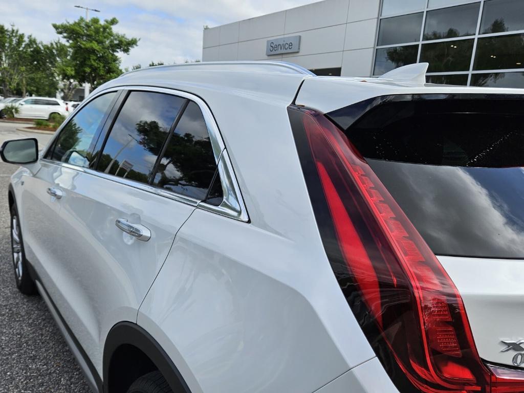 used 2023 Cadillac XT4 car, priced at $28,995