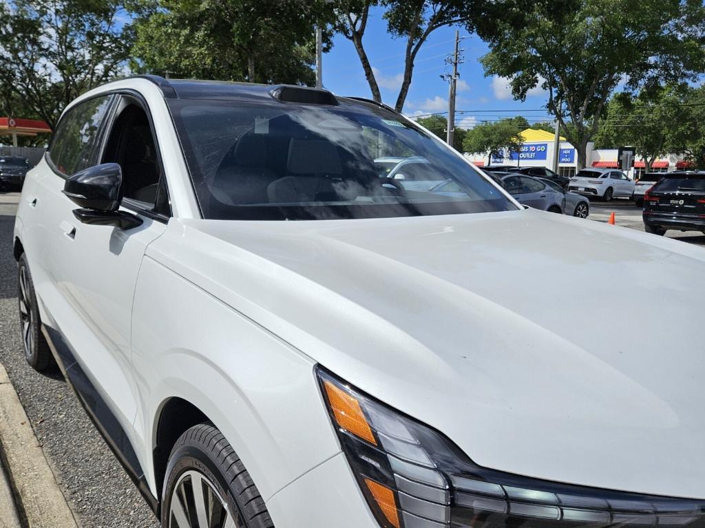 new 2025 Volvo EX90 car, priced at $86,490