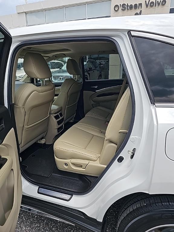 used 2020 Acura MDX car, priced at $27,990