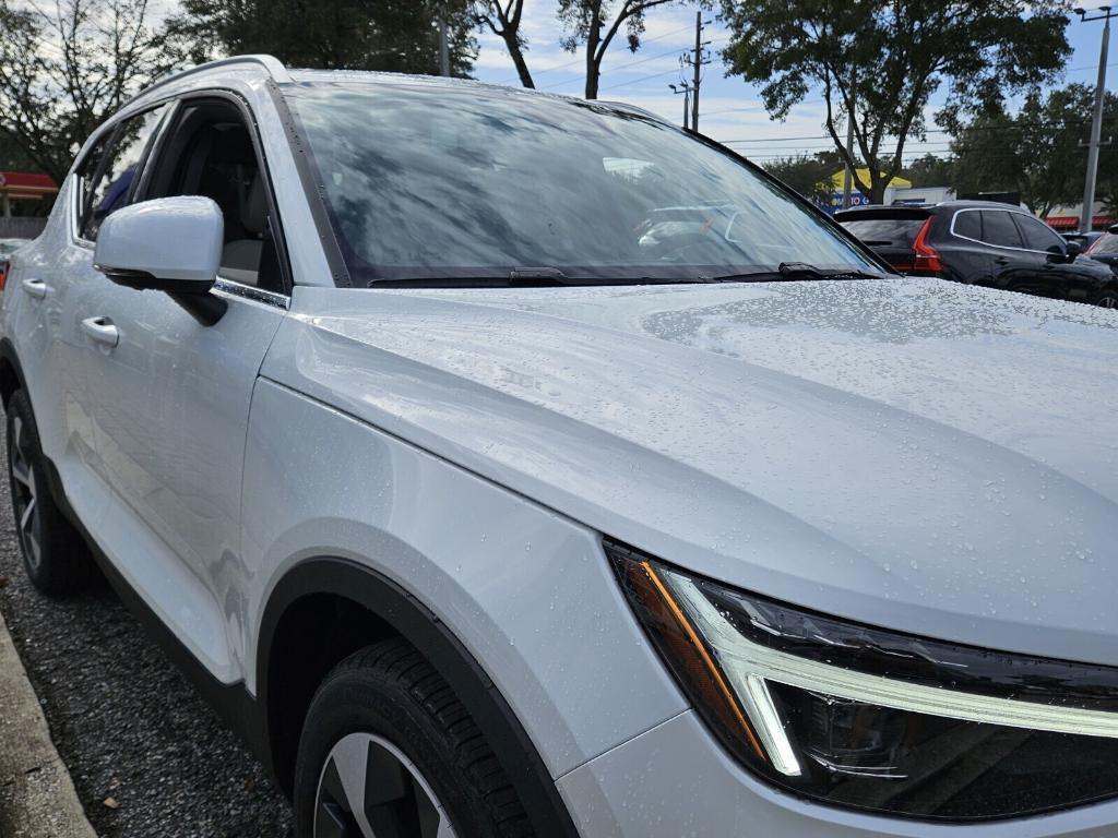 new 2025 Volvo XC40 car, priced at $48,315