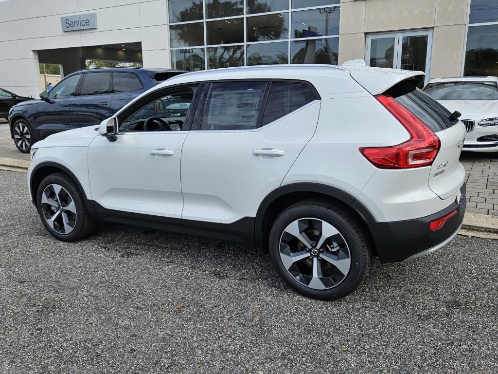 new 2025 Volvo XC40 car, priced at $48,315