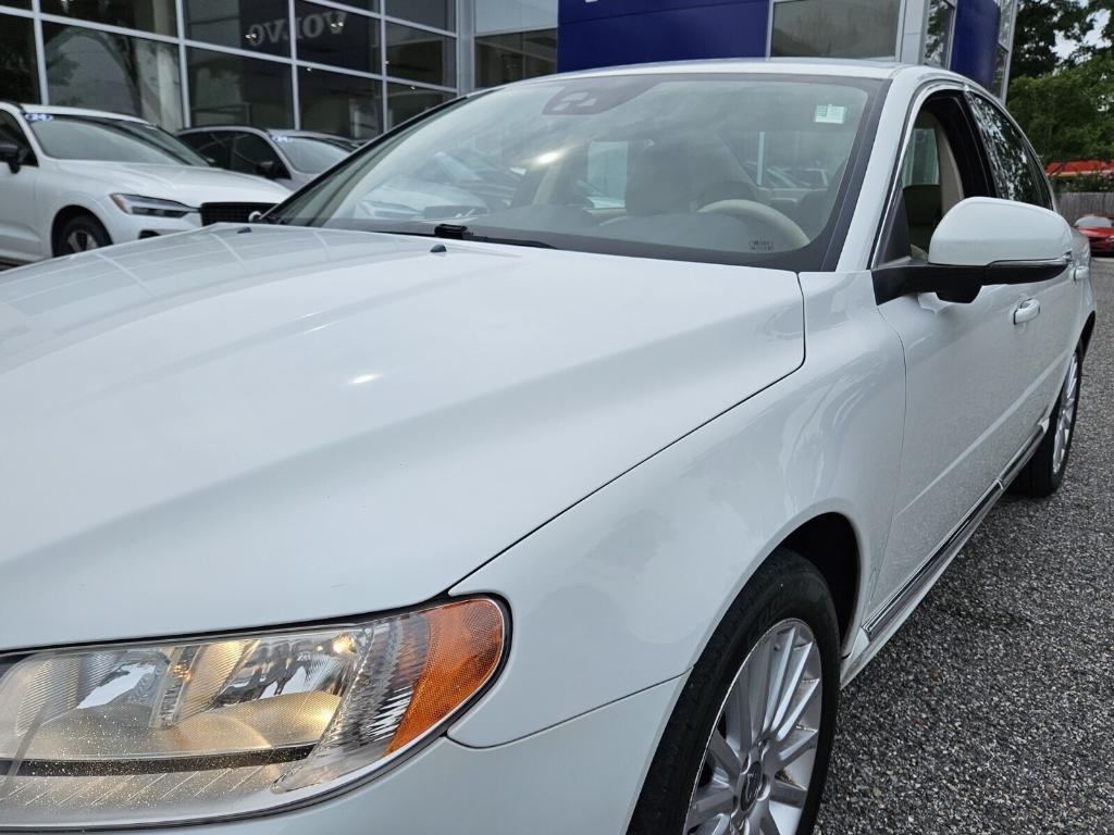used 2013 Volvo S80 car, priced at $8,395