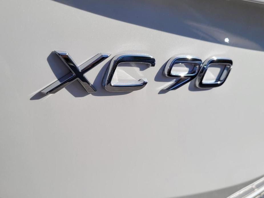 new 2024 Volvo XC90 car, priced at $62,430