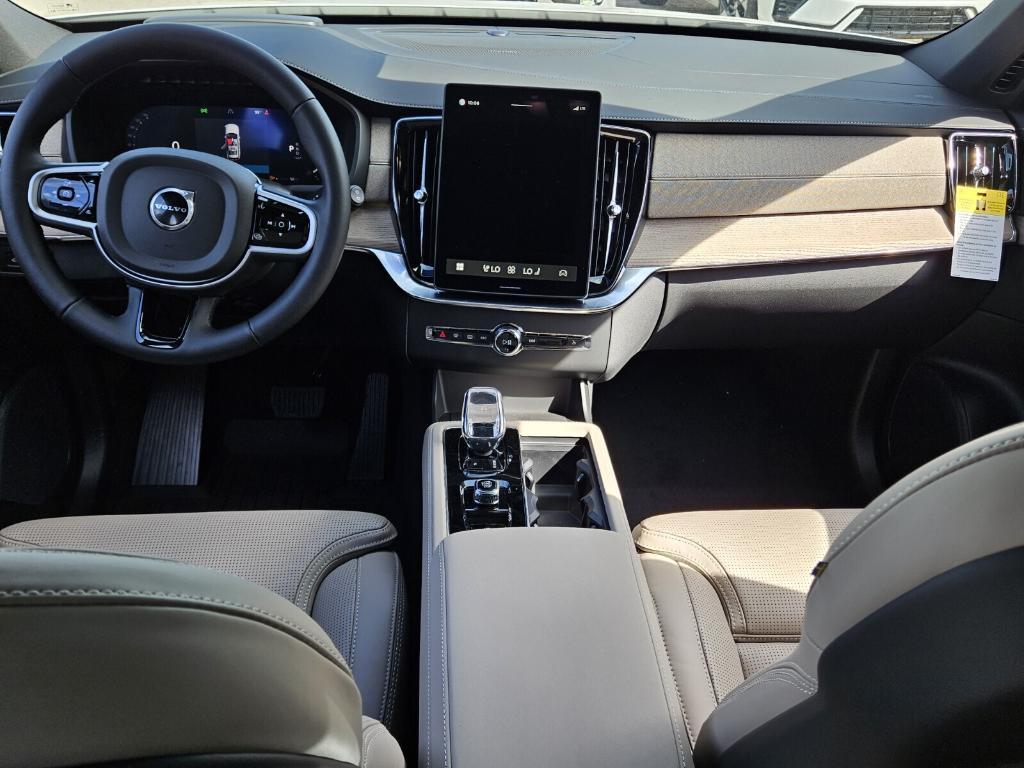 new 2026 Volvo XC90 car, priced at $75,575