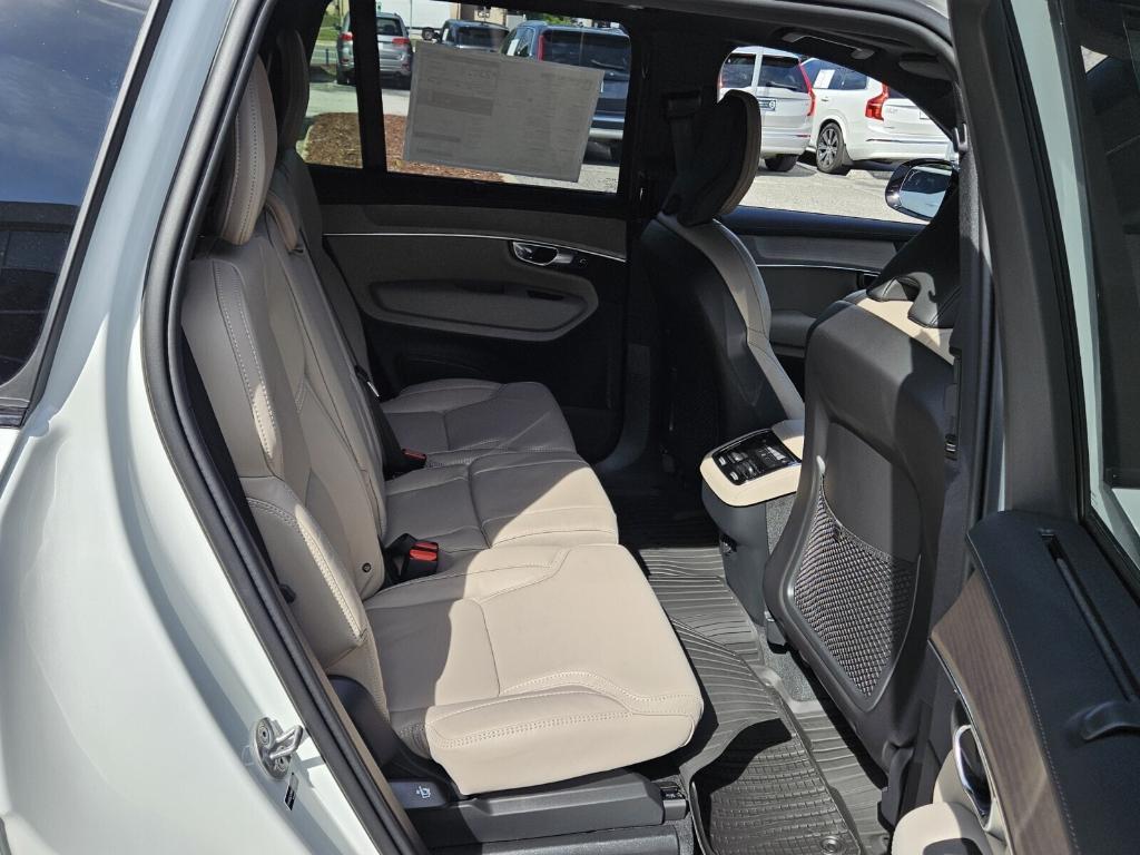 new 2026 Volvo XC90 car, priced at $75,575