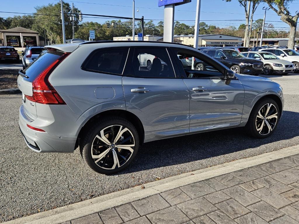 new 2025 Volvo XC60 Plug-In Hybrid car, priced at $71,725