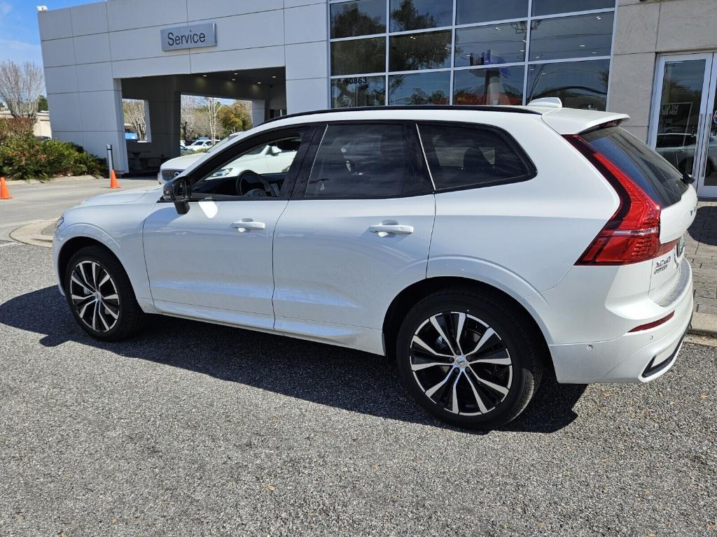 new 2025 Volvo XC60 car, priced at $54,585
