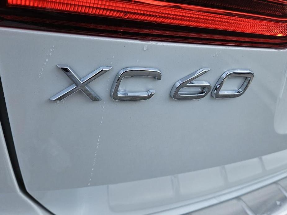 new 2025 Volvo XC60 Plug-In Hybrid car, priced at $66,480