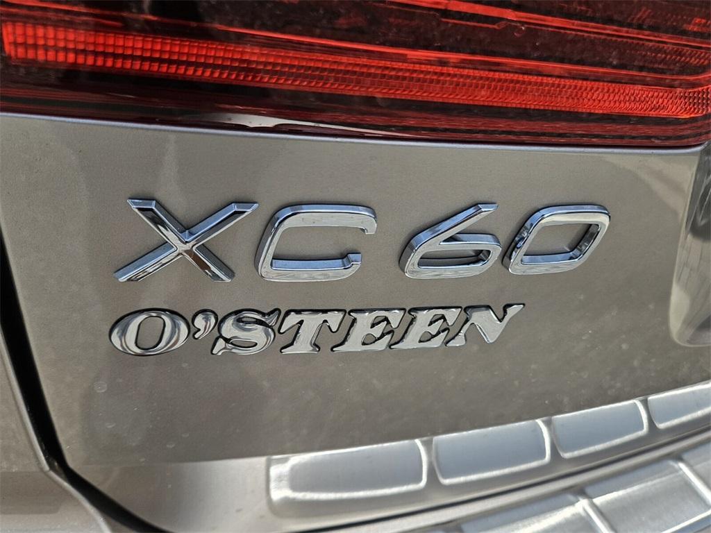 new 2025 Volvo XC60 car, priced at $55,360