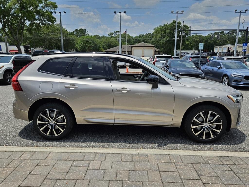 new 2025 Volvo XC60 car, priced at $55,360