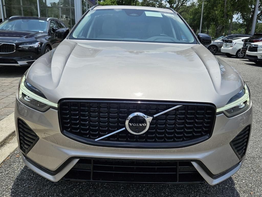 new 2025 Volvo XC60 car, priced at $55,360