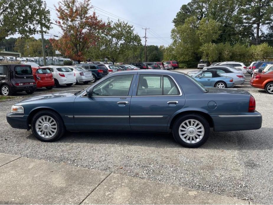 used 2008 Mercury Grand Marquis car, priced at $7,995