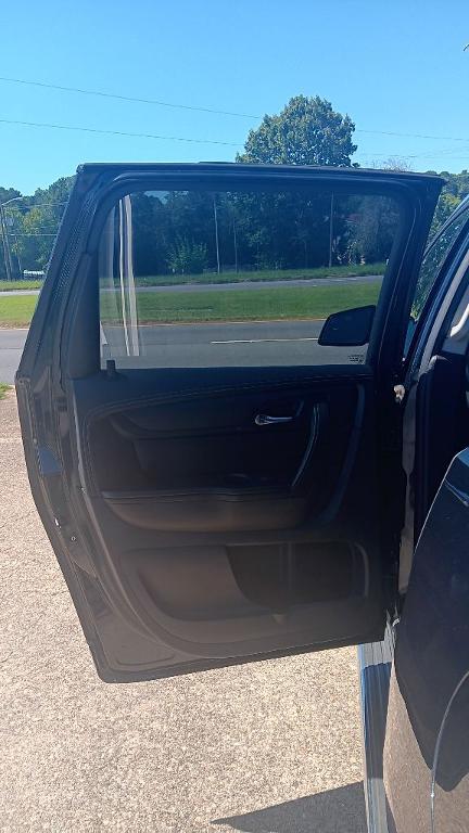 used 2014 Chevrolet Traverse car