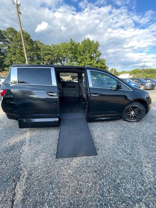 used 2011 Honda Odyssey car, priced at $24,400