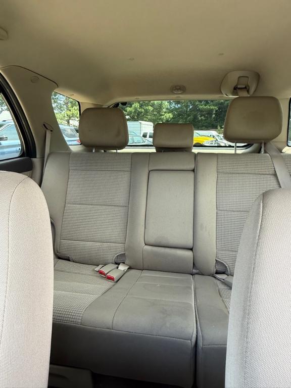 used 2009 Kia Sorento car, priced at $7,995