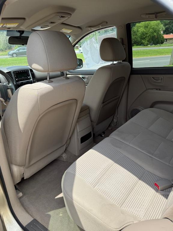 used 2009 Kia Sorento car, priced at $7,995