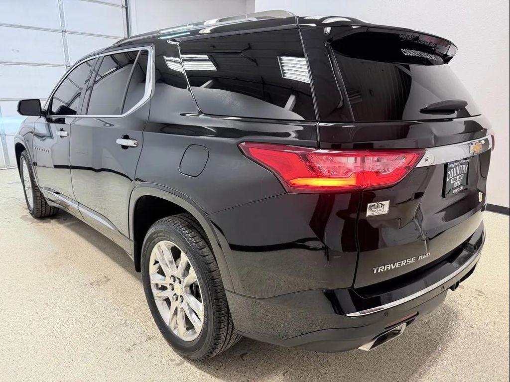 used 2018 Chevrolet Traverse car, priced at $22,988