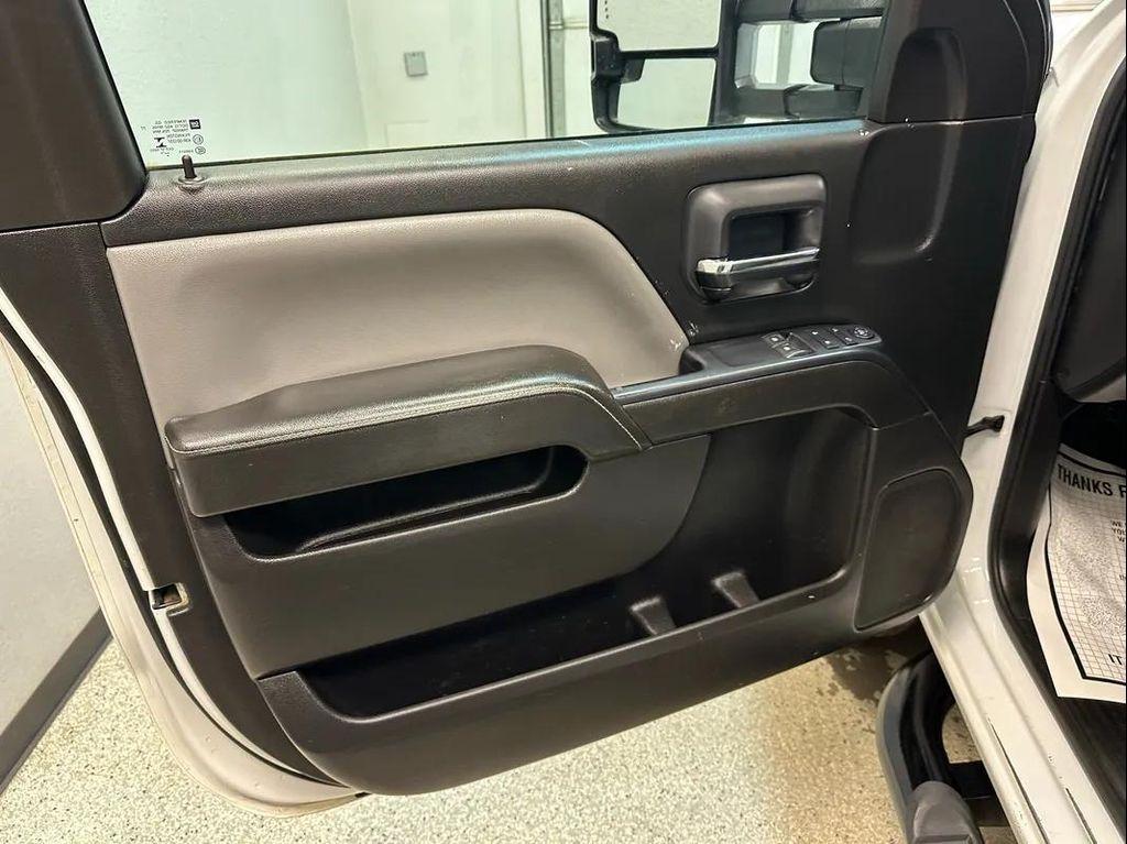 used 2015 GMC Sierra 3500 car, priced at $25,988