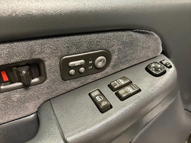 used 2002 Chevrolet Silverado 2500 car, priced at $22,988