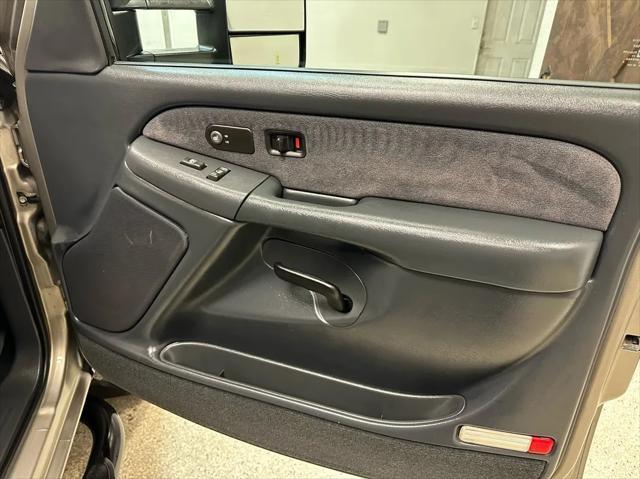used 2002 Chevrolet Silverado 2500 car, priced at $22,988