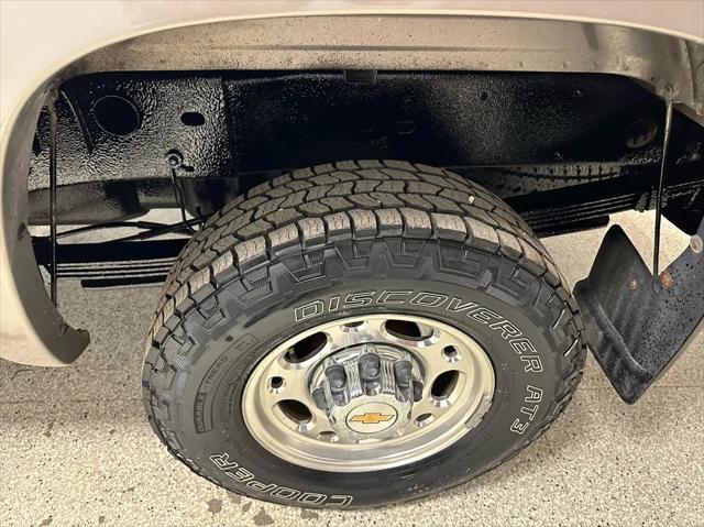 used 2002 Chevrolet Silverado 2500 car, priced at $22,988