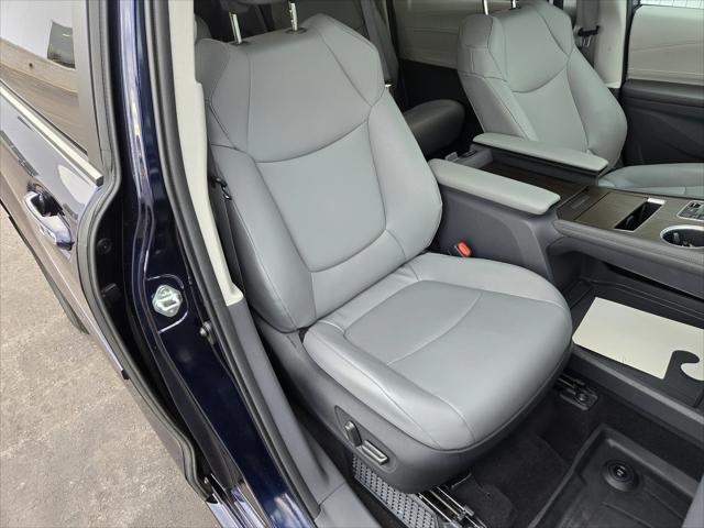 used 2023 Toyota Sienna car, priced at $45,915