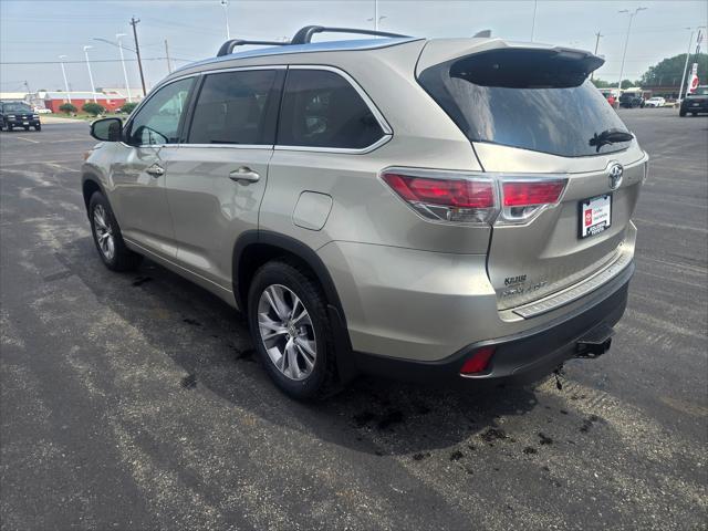 used 2015 Toyota Highlander car, priced at $20,995