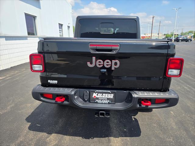 used 2020 Jeep Gladiator car, priced at $37,395