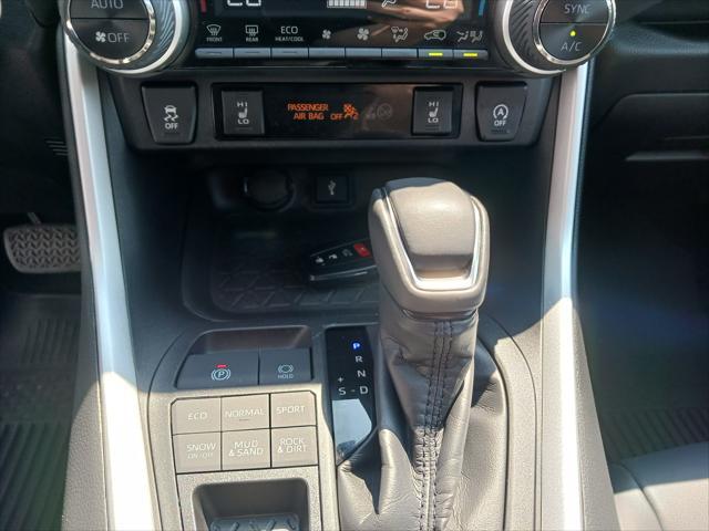 used 2020 Toyota RAV4 car, priced at $31,113